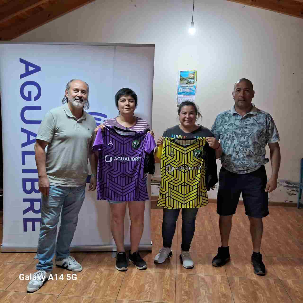Deporte rural, entrega de camisetas